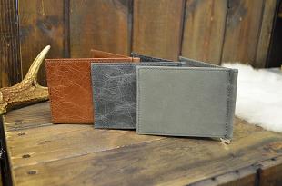 レザーバッグをオーダーメイドできる神戸の手作り(ハンドメイド)革専門店創作鞄槌井の手作りしたマネークリップ
