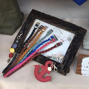 レザーバッグをオーダーメイドできる神戸の手作り(ハンドメイド)革専門店創作鞄槌井のレザーブレスレット