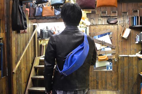 レザーバッグをオーダーメイドできる神戸の手作り(ハンドメイド)革専門店創作鞄槌井のボディバッグ