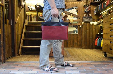 神戸元町にあるレザーバッグをオーダーできるハンドメイドのお店「創作鞄槌井」がハンドメイドした手持ちバック