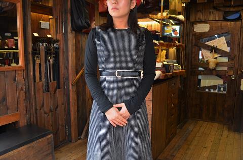 神戸元町にあるレザーバッグをオーダーメイドできる手作りレザー専門店で創った革ベルト