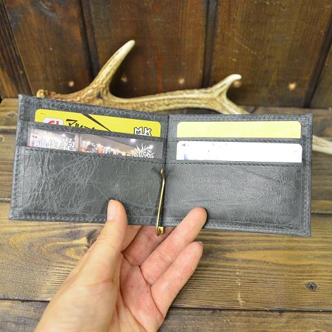 神戸元町にあるレザーバッグをオーダーできるハンドメイドのお店「創作鞄槌井」が創ったマネークリップ