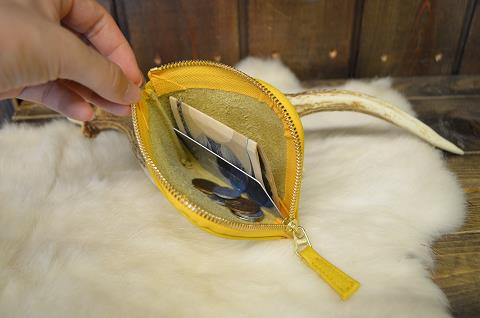 神戸元町にあるレザーバッグをオーダーできるハンドメイドのお店「創作鞄槌井」が製作したフルオーダーミニ財布