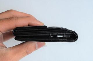 神戸元町にあるレザーバッグをオーダーできるハンドメイドのお店「創作鞄槌井」で創ったコンパクト二つ折り財布の第二弾試作品
