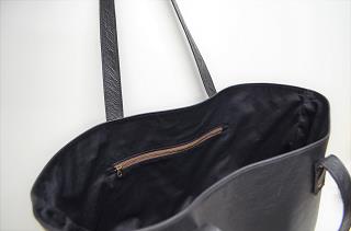 神戸元町にあるレザーバッグをオーダーできるハンドメイドのお店「創作鞄槌井」で創ったバッグのパターンオーダー