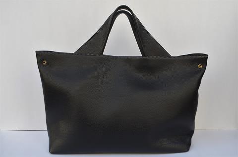 神戸元町にあるレザーバッグをオーダーできるハンドメイドのお店「創作鞄槌井」で創ったバッグのパターンサンプル
