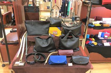 神戸元町にあるレザーバッグをオーダーできるハンドメイドのお店「創作鞄槌井」のイベント出店(三田阪急)