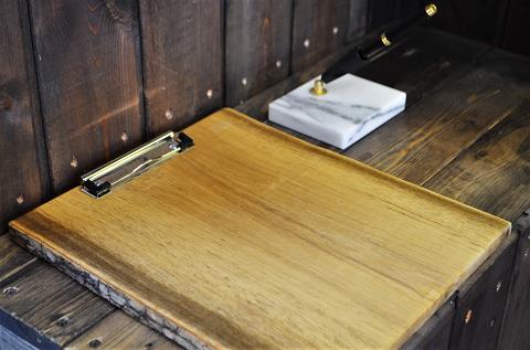 神戸元町にあるレザーバッグをオーダーできるハンドメイドのお店「創作鞄槌井」