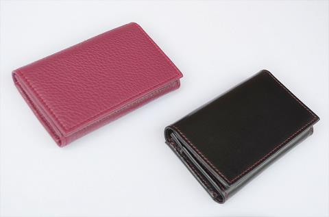 神戸元町にあるレザーバッグをオーダーできるハンドメイドのお店「創作鞄槌井」が創った名刺入れ(背面カード入れ付)