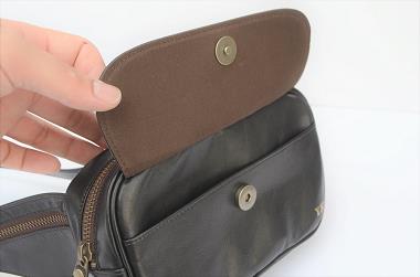 神戸元町にあるレザーバッグをオーダーできるハンドメイドのお店「創作鞄槌井」が創ったウェストポーチ(オーダーメイド)