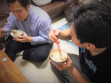 神戸元町にあるレザーバッグをオーダーできるハンドメイドのお店「創作鞄槌井」のミーティング