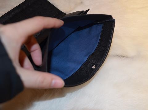 神戸元町にあるレザーバッグをオーダーできるハンドメイドのお店「創作鞄槌井」が創ったフルオーダー長財布