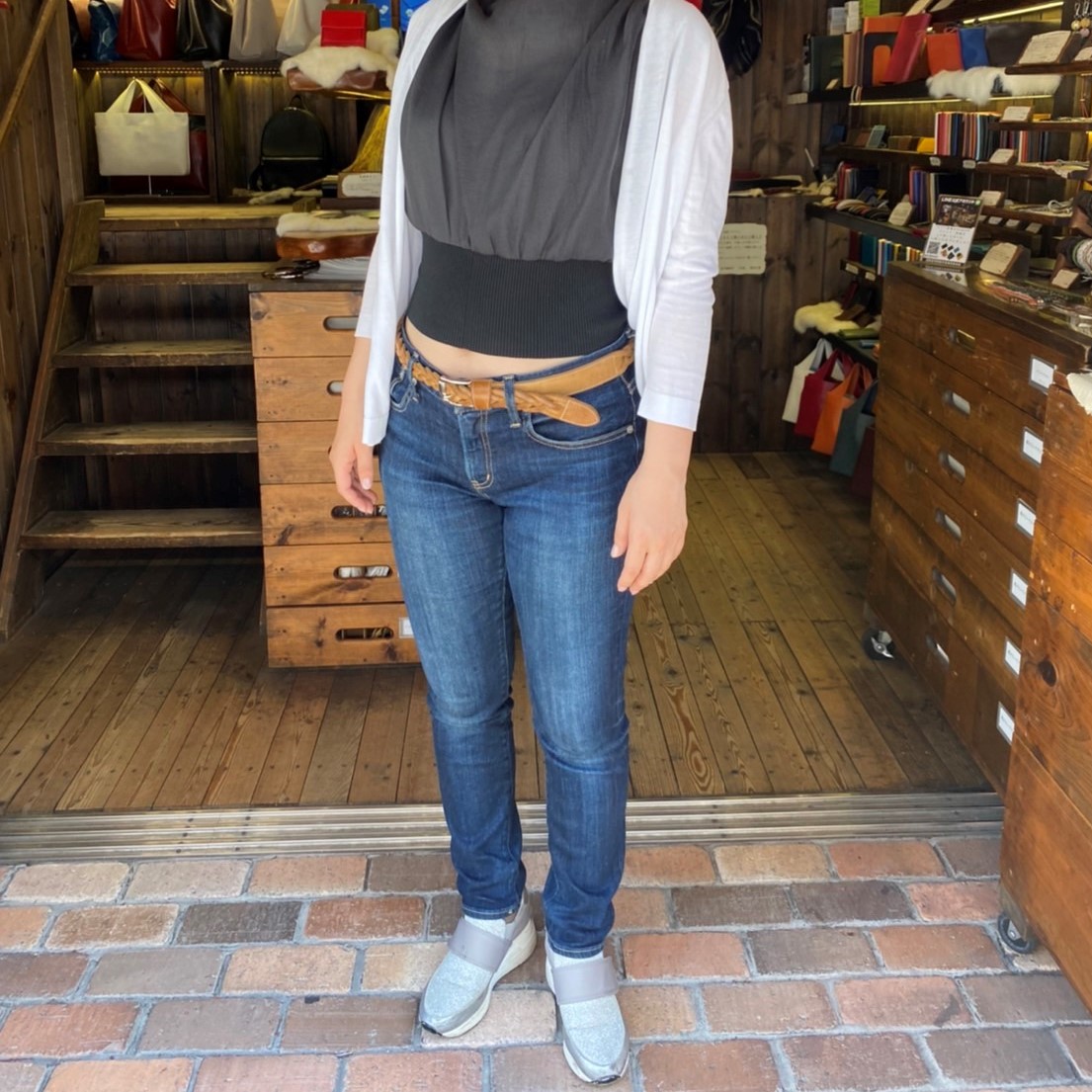 神戸でファッションに合わせた本革ベルトを買うなら創作鞄槌井