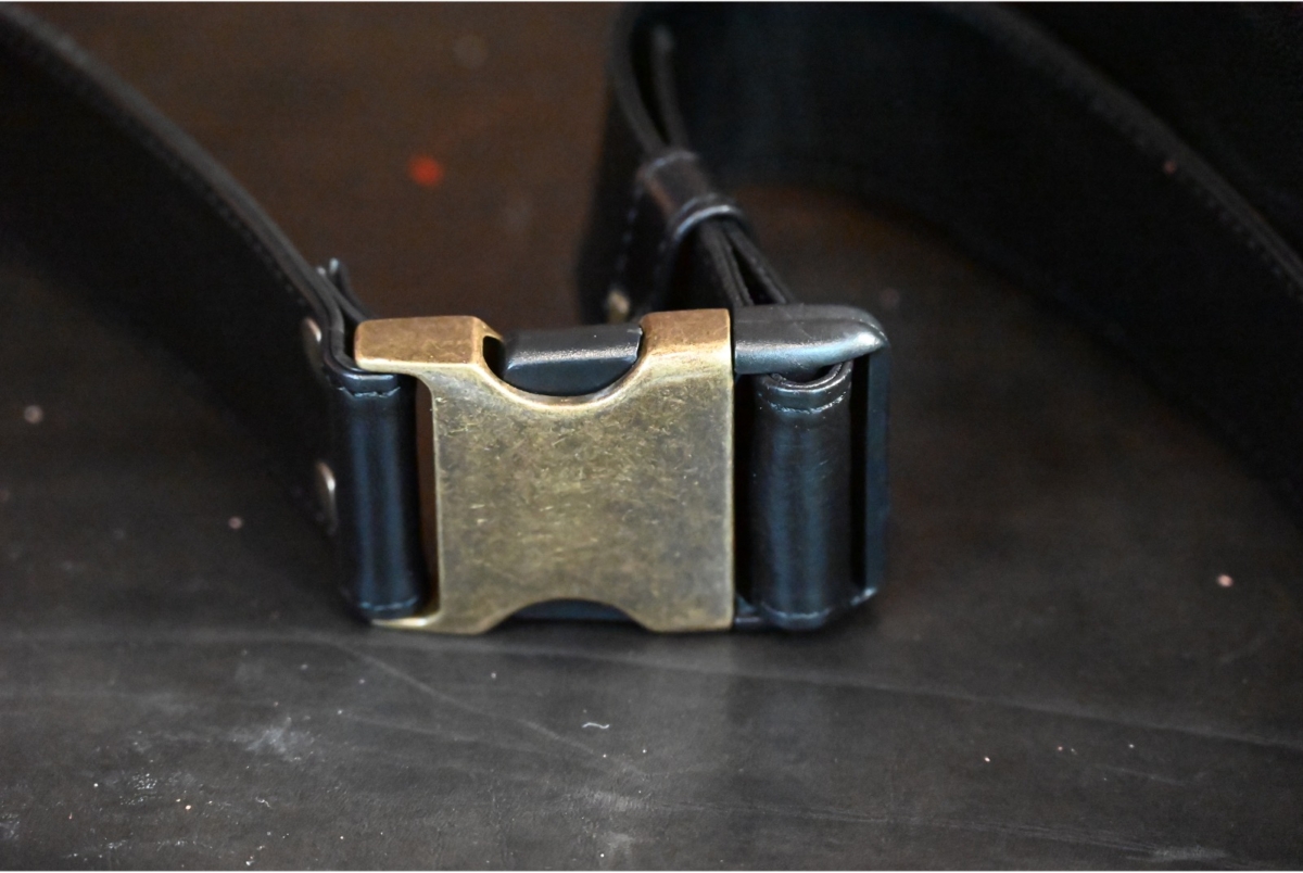 神戸の革工房創作鞄槌井のオリジナル革製品